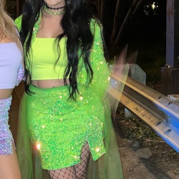 Nasty Gal Sequin Blazer and Skirt - Picture 2 of 5